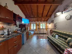Lägenhet att hyra för 2 279 € i månaden i Dolcedo, Via Goffredo Mameli