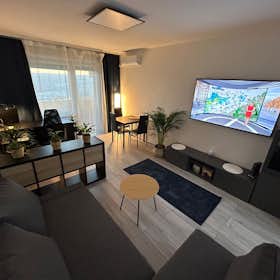 单间公寓 正在以 HUF 311,491 的月租出租，其位于 Budapest, Hadak útja