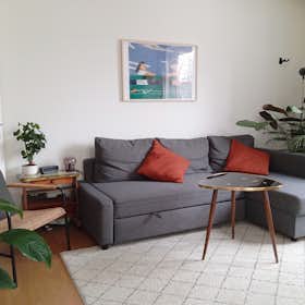 Apartment for rent for €1,280 per month in Berlin, Greifenhagener Straße