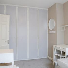 Shared room for rent for €737 per month in Dublin, King's Inns Court