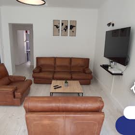 Private room for rent for €400 per month in Saint-Étienne, Rue Antoine Durafour