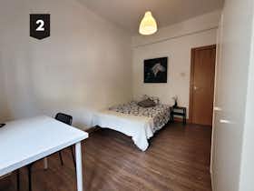 WG-Zimmer zu mieten für 470 € pro Monat in Bilbao, Ramón y Cajal etorbidea