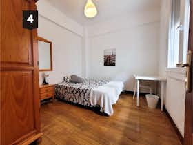 WG-Zimmer zu mieten für 465 € pro Monat in Bilbao, Ramón y Cajal etorbidea