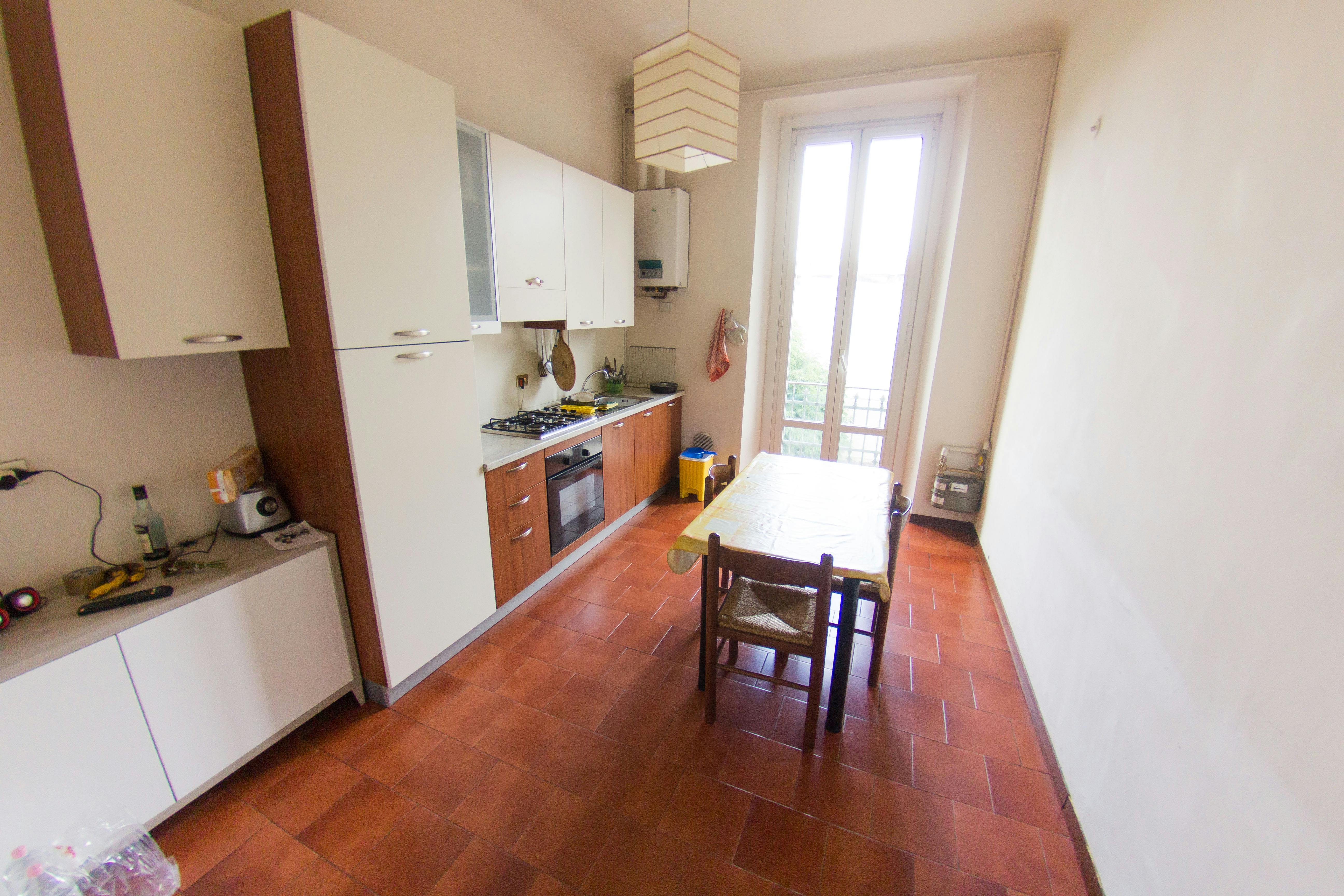 Double room Milan, 1 bed, 20m² — photo 2
