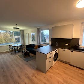 Appartement à louer pour 2 000 €/mois à Hamburg, Hellbrookkamp