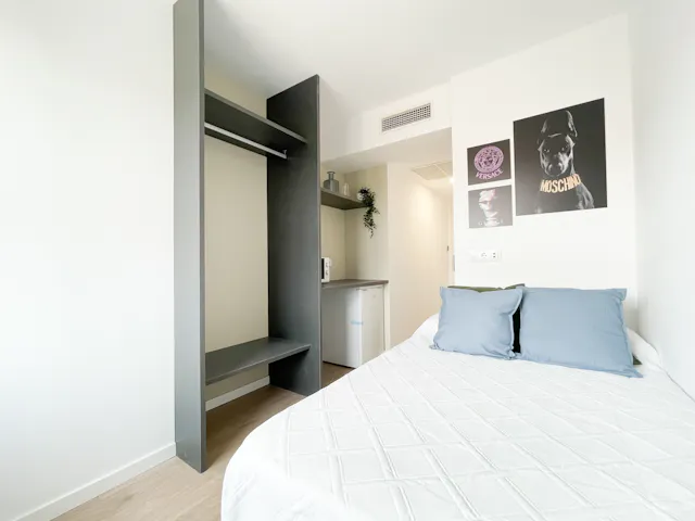 1-Bedroom Building in Calle del Papa Luna, Salamanca (1480831) room image 1