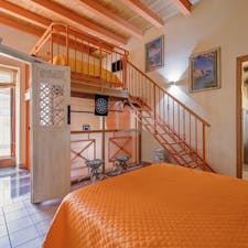 Haus for rent for 1.100 € per month in Palermo, Cortile Trapani all'Acquasanta