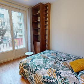 Private room for rent for €420 per month in Clermont-Ferrand, Boulevard Lafayette