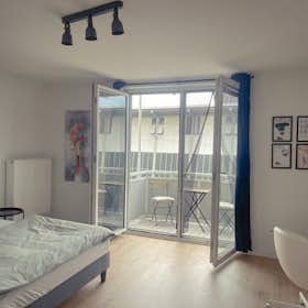 Apartment for rent for €3,000 per month in Frankfurt am Main, Töngesgasse