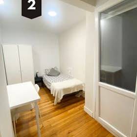 Private room for rent for €390 per month in Bilbao, Cocherito Bilbao kalea
