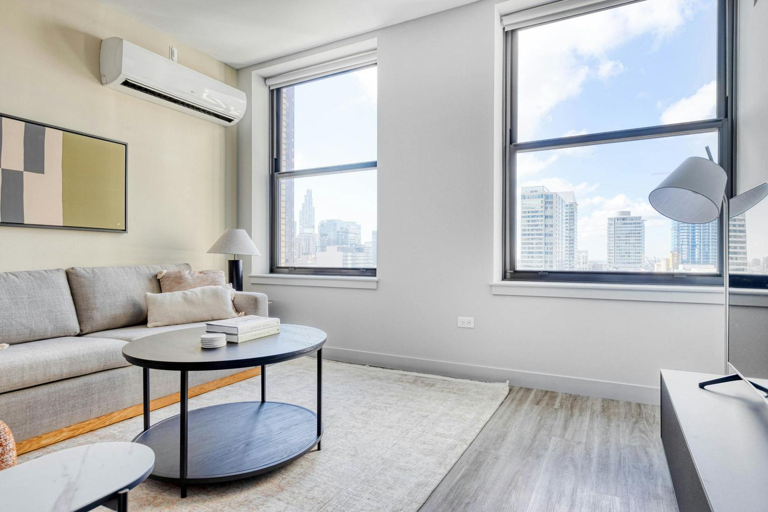 South Wells Street, Chicago, IL preview