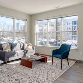 Apartament de închiriat pentru $4,285 pe lună în Burlington, 2nd Ave