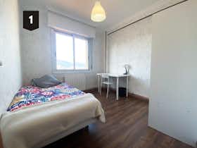 Cameră privată de închiriat pentru 400 EUR pe lună în Bilbao, Uribarri B zeharkalea