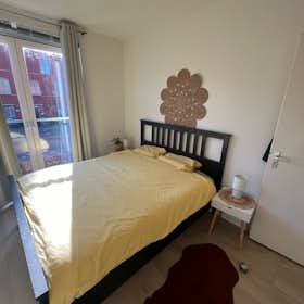 Отдельная комната сдается в аренду за 850 € в месяц в The Hague, Hoogeveenlaan
