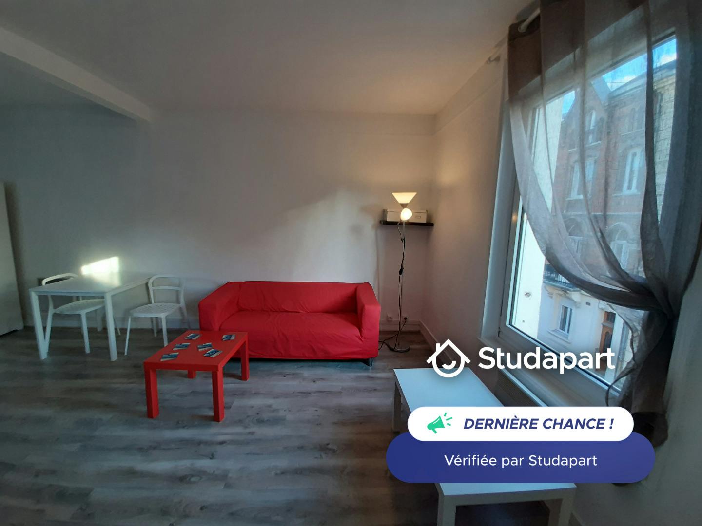 Apartment for rent for €560 per month in Reims, Rue Chabaud