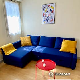 Apartment for rent for €790 per month in La Rochelle, Rue de la Guignette
