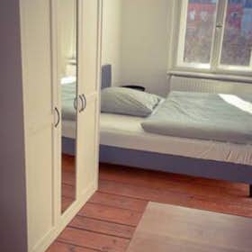 Private room for rent for €999 per month in Berlin, Paul-Lincke-Ufer