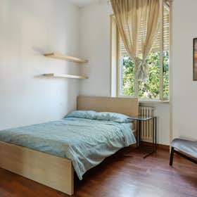 Private room for rent for €850 per month in Milan, Corso di Porta Romana