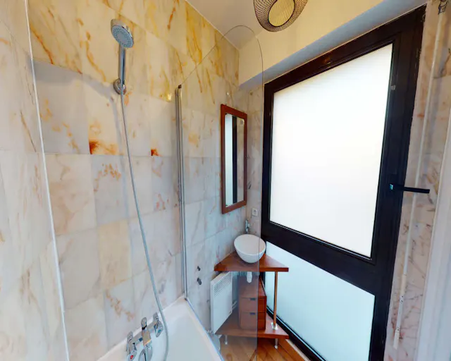 Private room in Rue Juge, Paris (1481156) room image 1