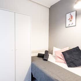 Private room for rent for €560 per month in Madrid, Calle del Conde de Romanones