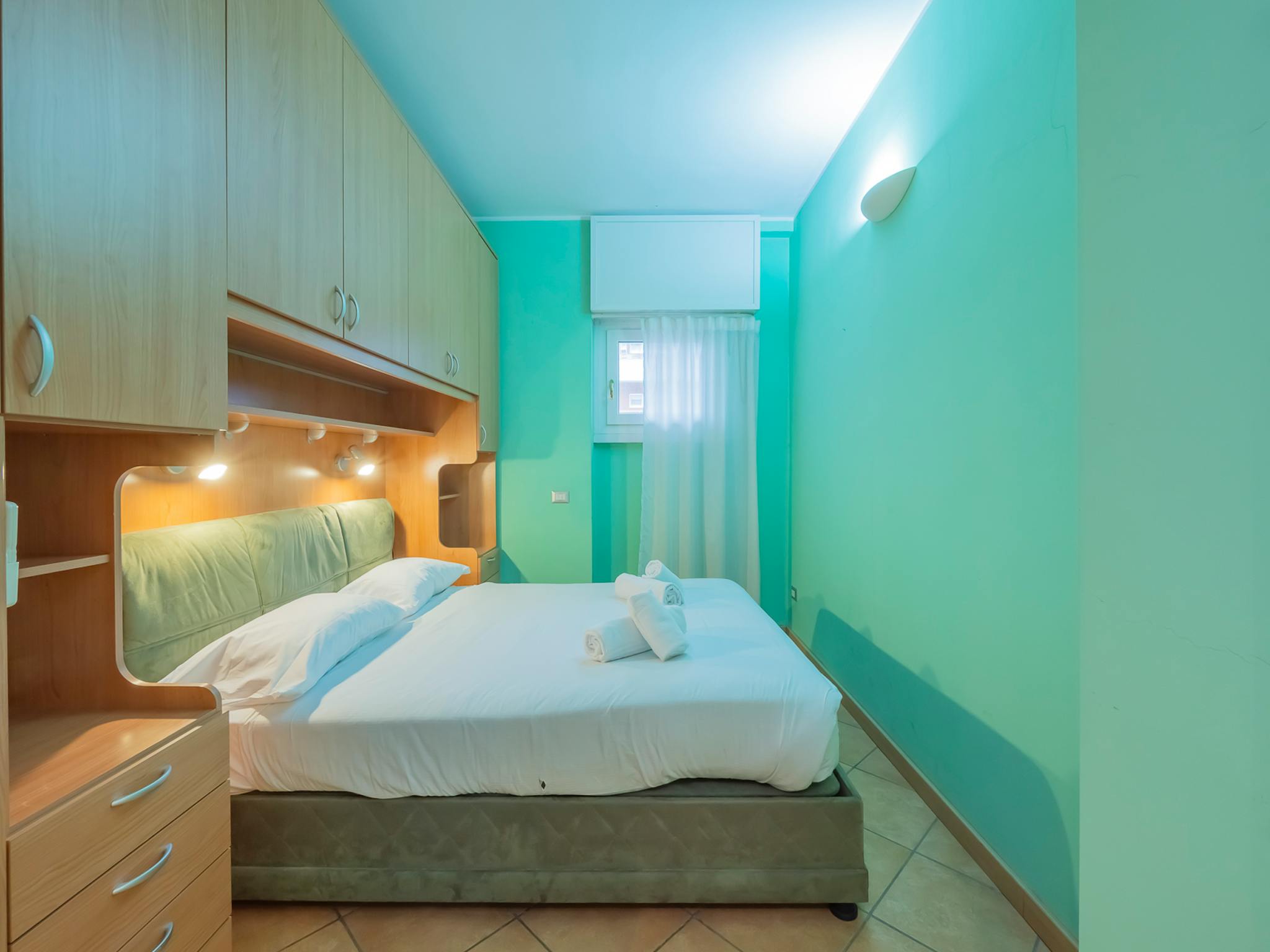 Via Paul Valery, Milan preview