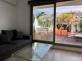 Appartement te huur voor € 2.600 per maand in Barcelona, Rambla de l'Onze de Setembre