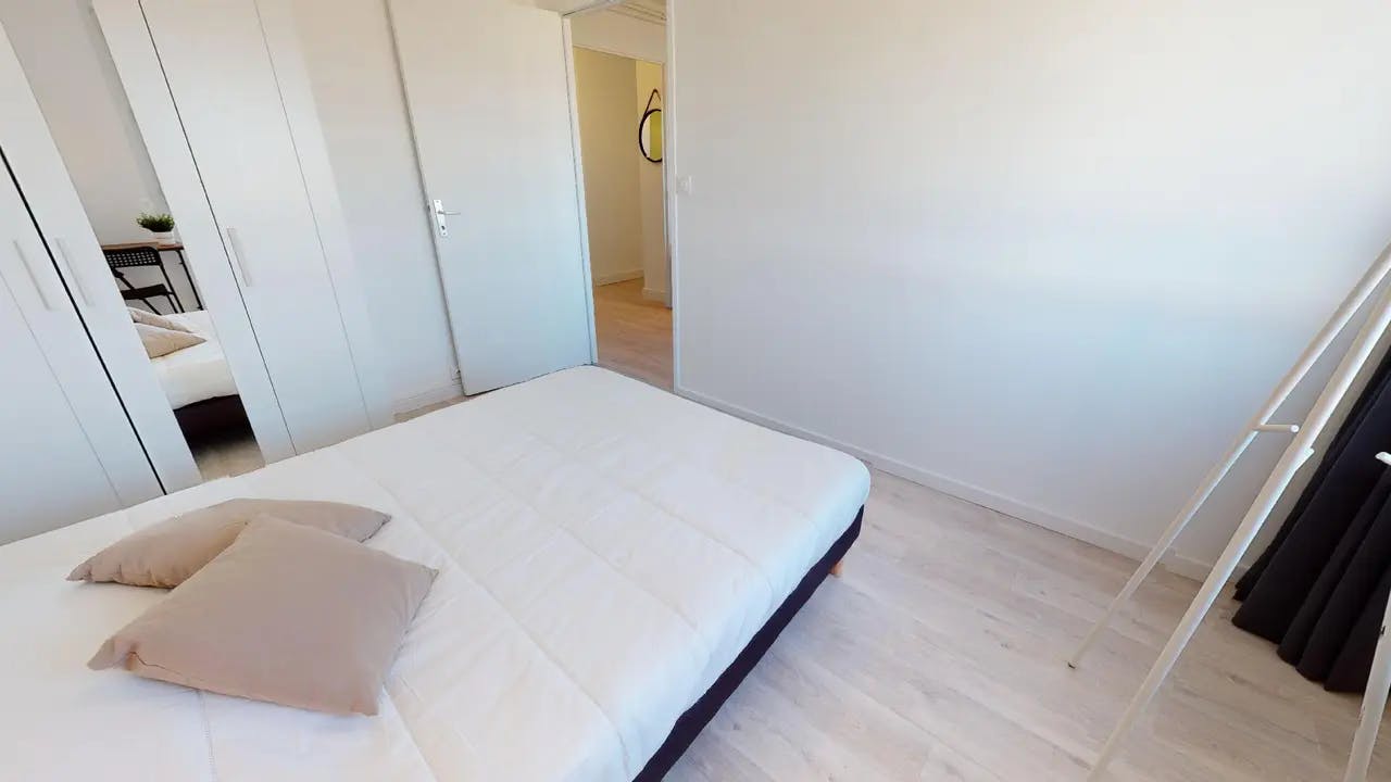 Private room in Rue Francis de Pressensé, Villeurbanne (1481373) room image 2