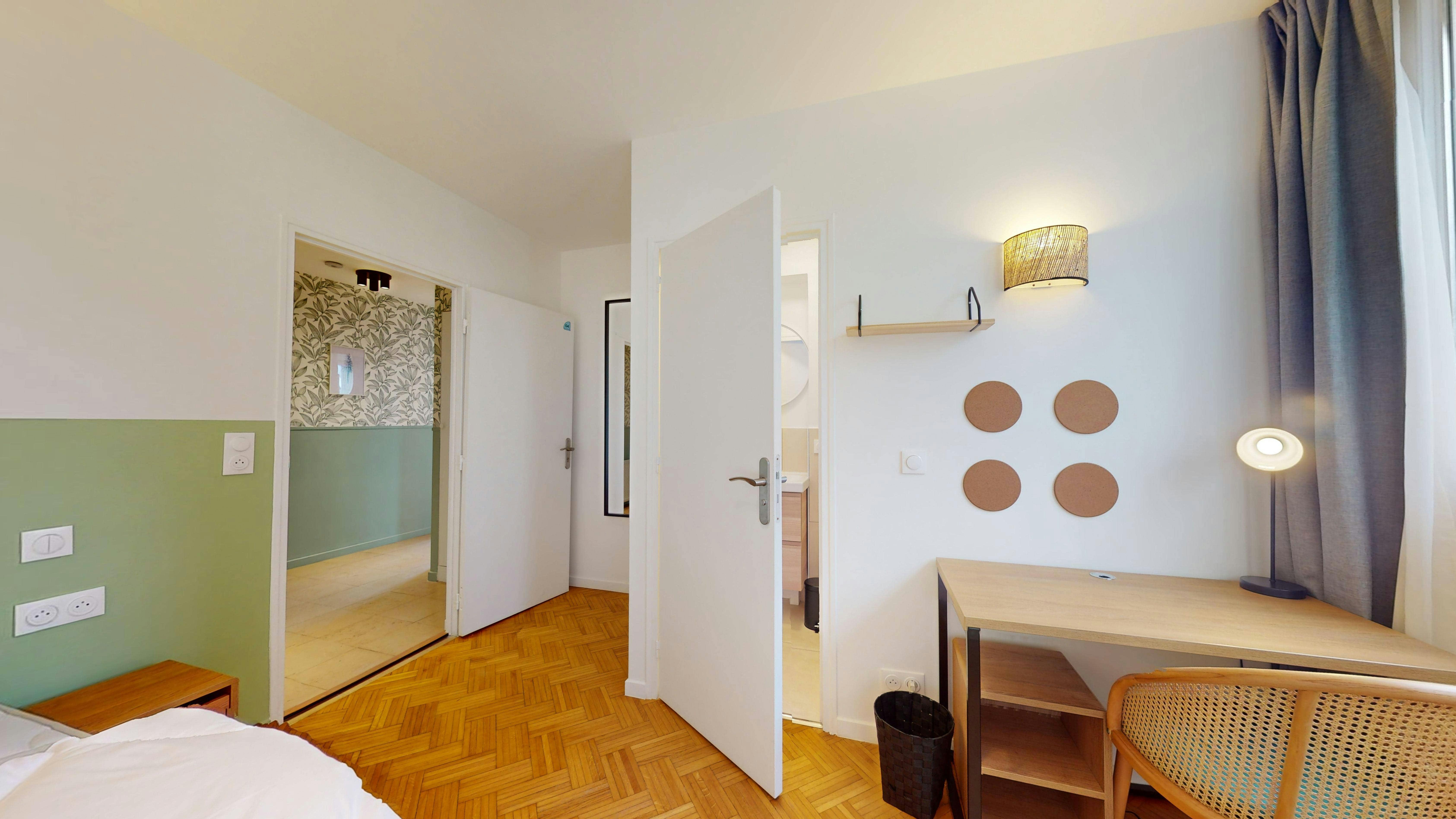 Apartment Bois-Colombes, 261m² — photo 251