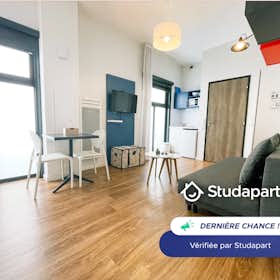 Apartment for rent for €800 per month in Grenoble, Rue Guy Allard