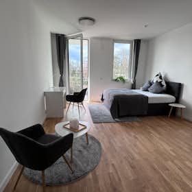 Appartement à louer pour 1 243 €/mois à Berlin, Crailsheimer Straße