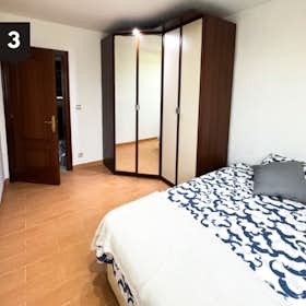 Private room for rent for €370 per month in Bilbao, Albacete kalea