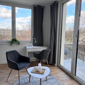 Wohnung zu mieten für 1.188 € pro Monat in Berlin, Crailsheimer Straße