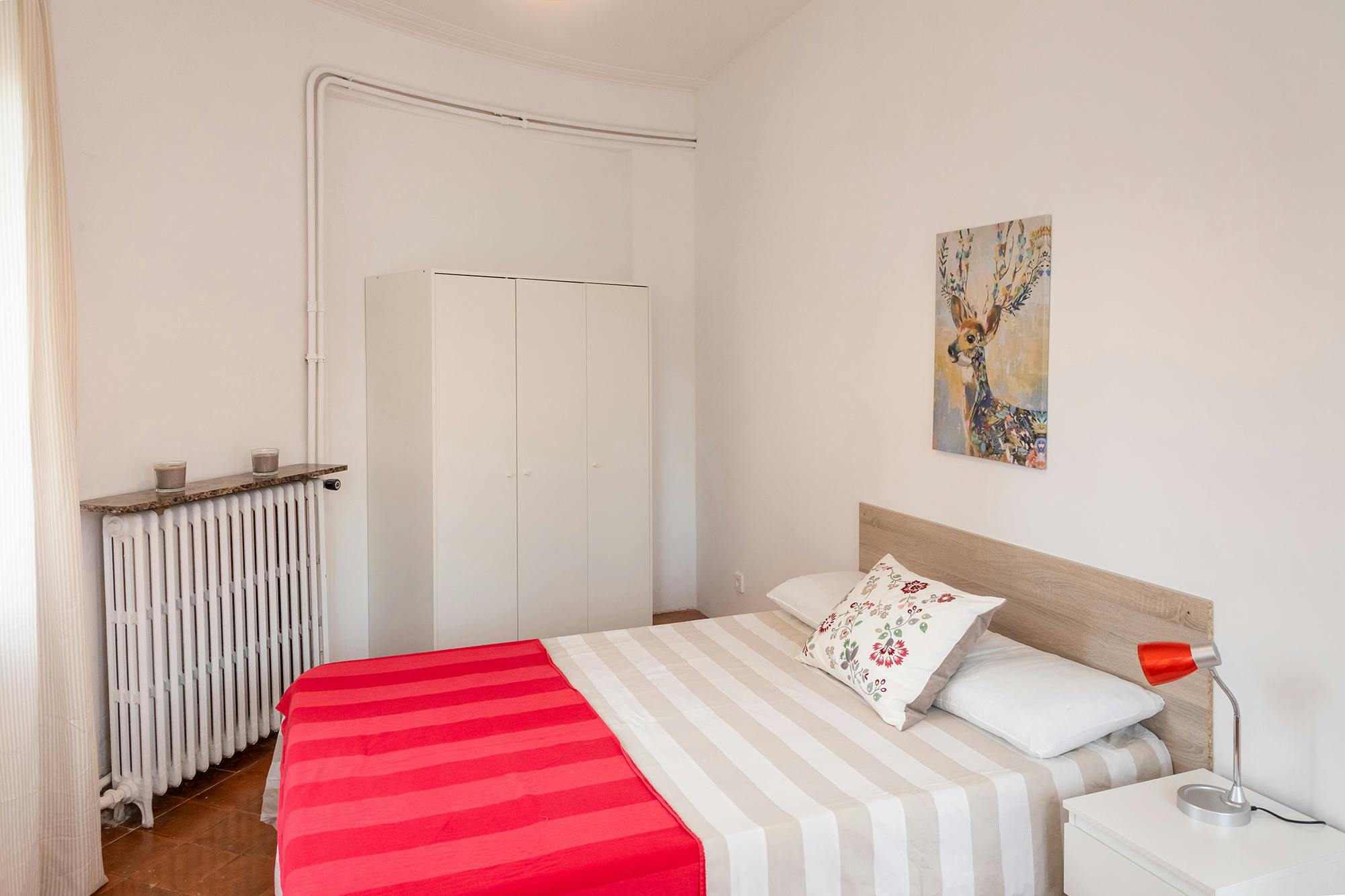 Private room for rent for €785 per month in Barcelona, Avinguda Meridiana
