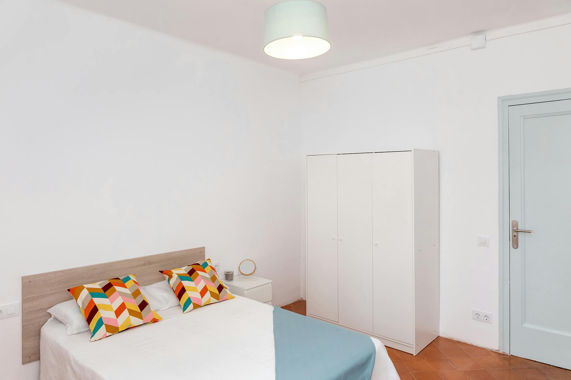 Private room for rent for €700 per month in Barcelona, Avinguda Meridiana