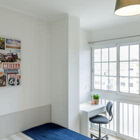 Private room for rent for €710 per month in Barcelona, Carrer de la Marina