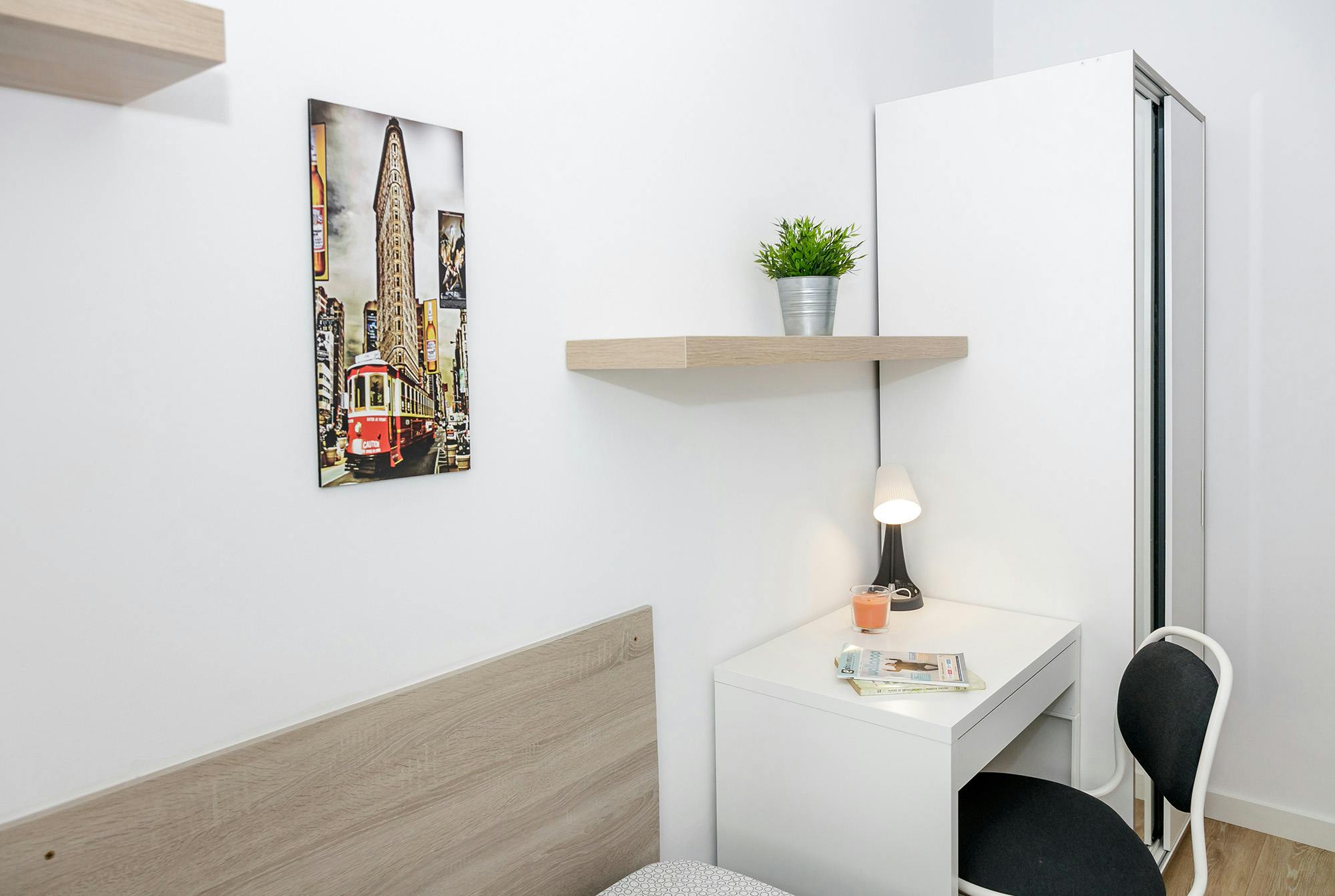 Private room for rent for €490 per month in L'Hospitalet de Llobregat, Carrer d'Orient