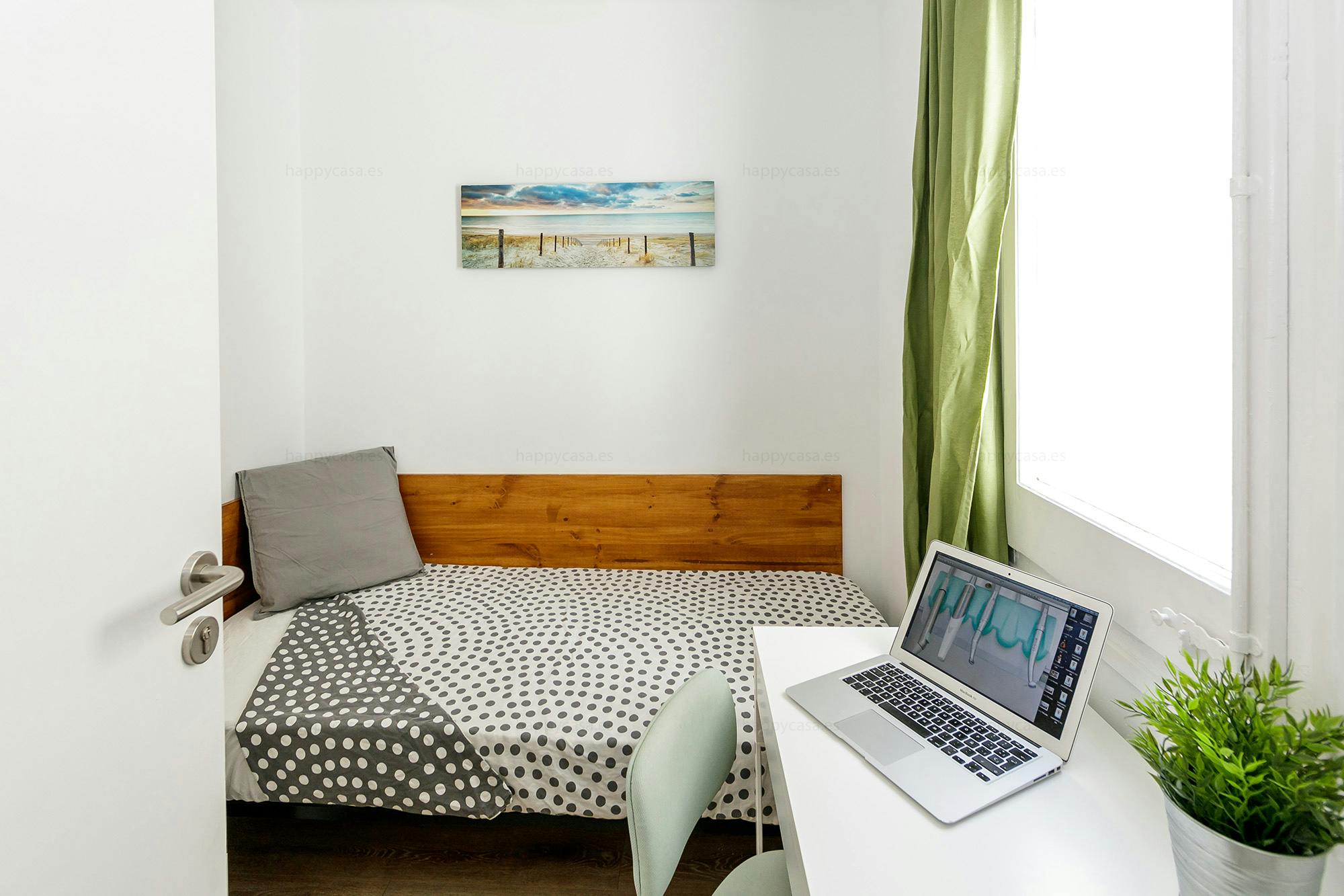 Habitación privada en alquiler por 490 € al mes en L'Hospitalet de Llobregat, Carrer d'Occident