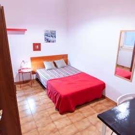 Private room for rent for €585 per month in Barcelona, Avinguda de la República Argentina