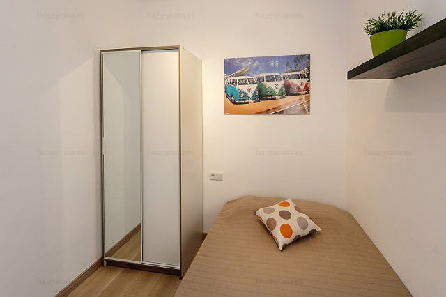 Private room for rent for €660 per month in Barcelona, Carrer de Concepción Arenal
