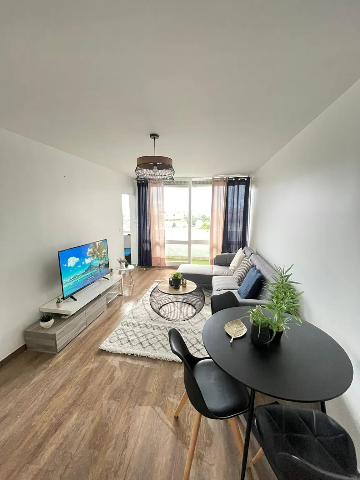 Private room in Rue des Pinsons, Créteil (1481610) ROOM