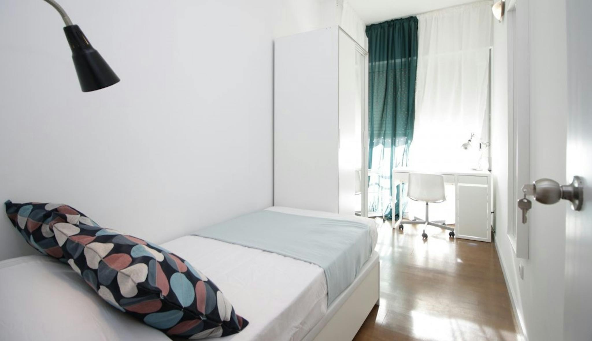 Carrer de González Tablas, Barcelona preview