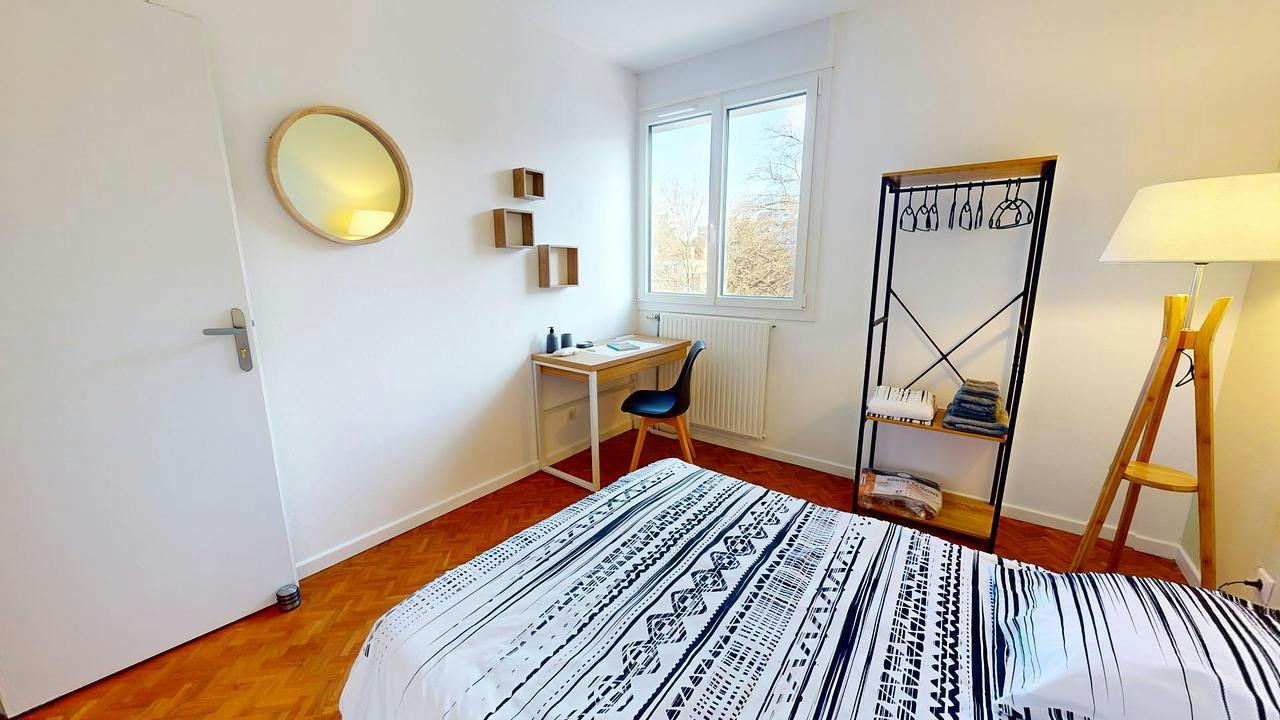 Private room for rent on Rue Joliot-Curie, Lyon - Vue 4
