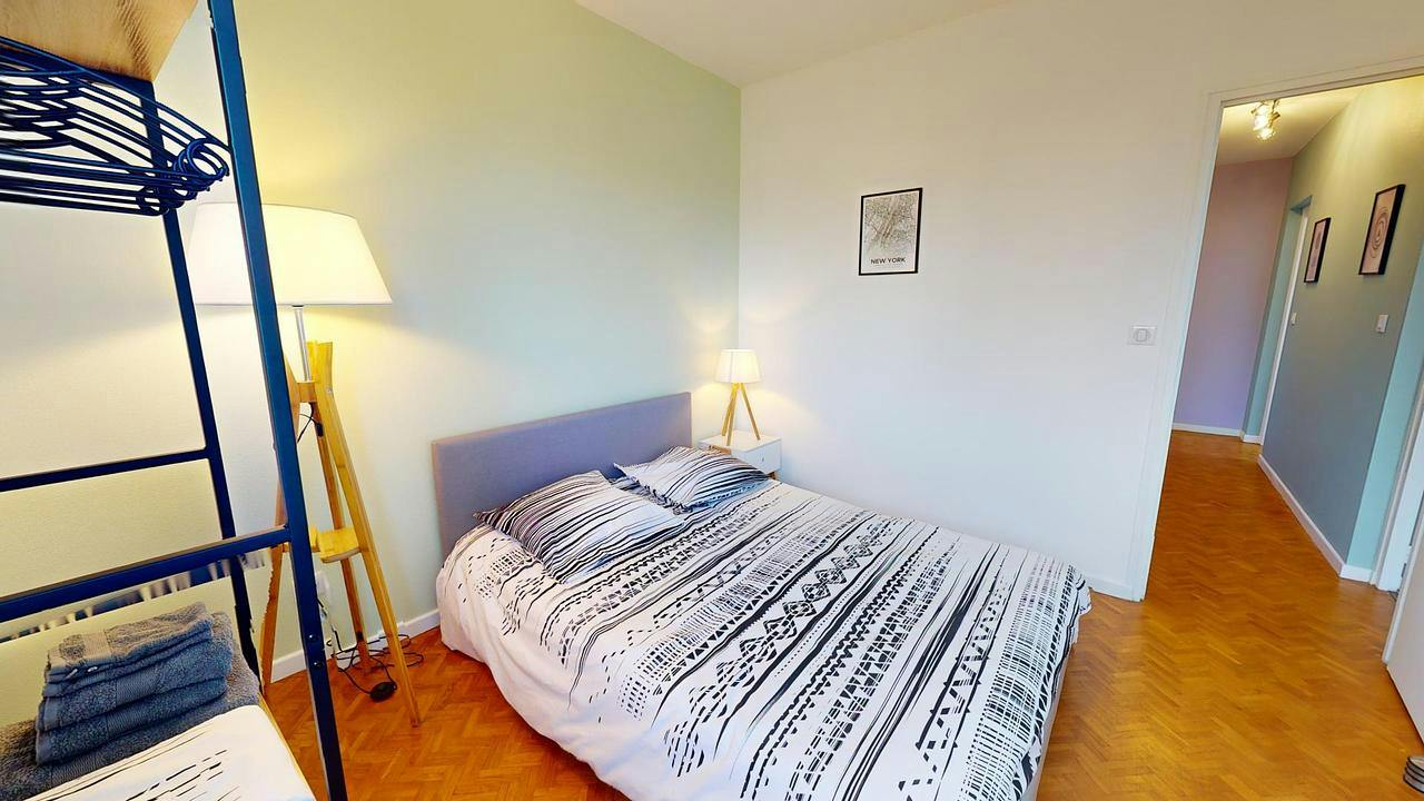 Private room for rent on Rue Joliot-Curie, Lyon - Vue 5