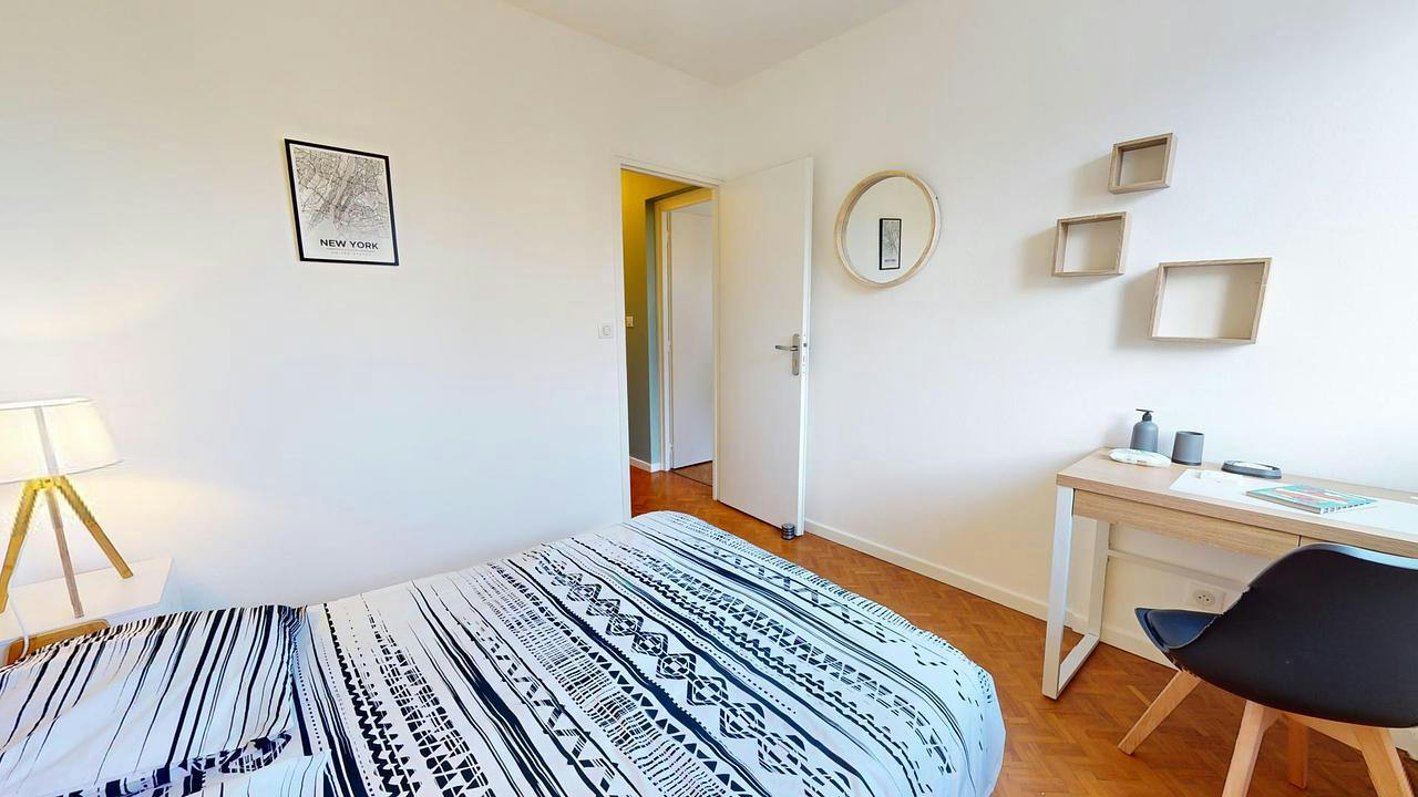 Private room for rent on Rue Joliot-Curie, Lyon - Vue 3