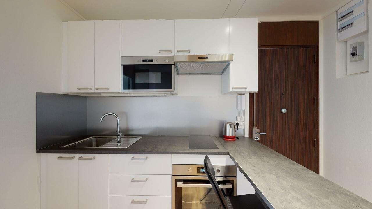 Single room Bron, 10m² — photo 7