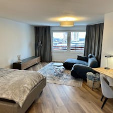 WG-Zimmer for rent for 920 € per month in Hannover, Spinnereistraße