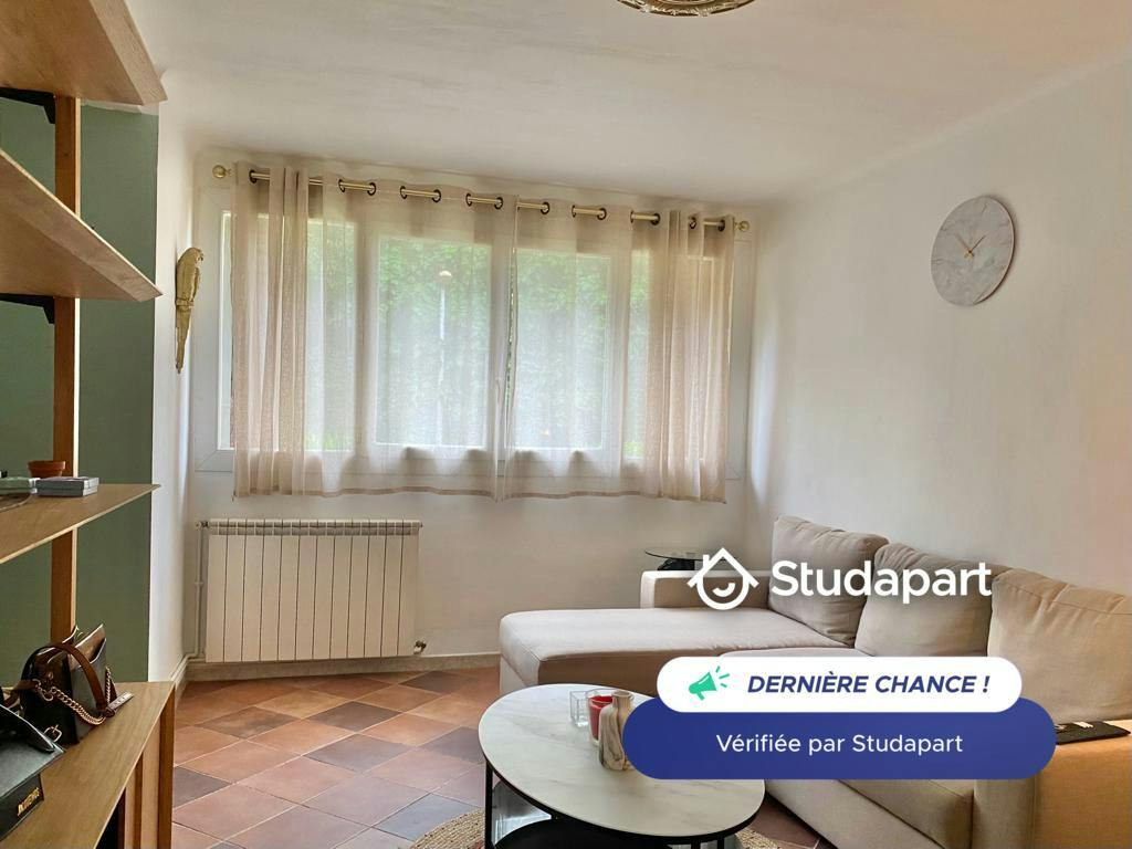 Appartamento in affitto a 450 € al mese a Marseille, Chemin des Jonquilles