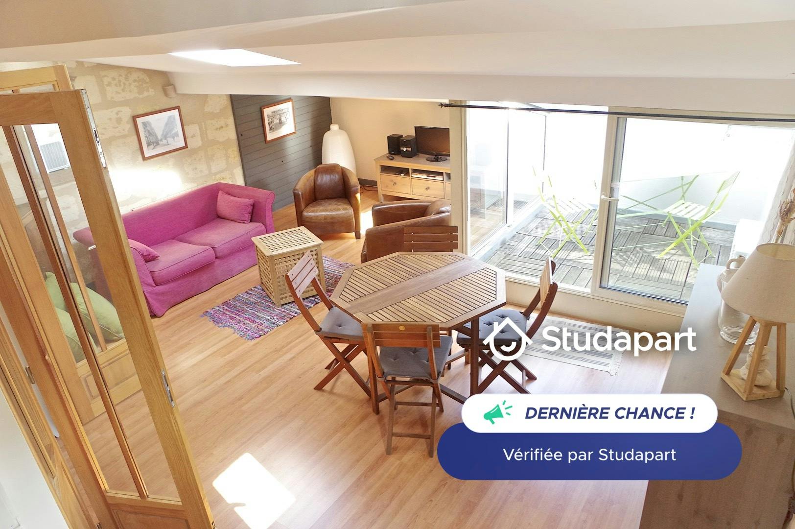 Apartment for rent for €1,400 per month in Bordeaux, Rue Pénicaud