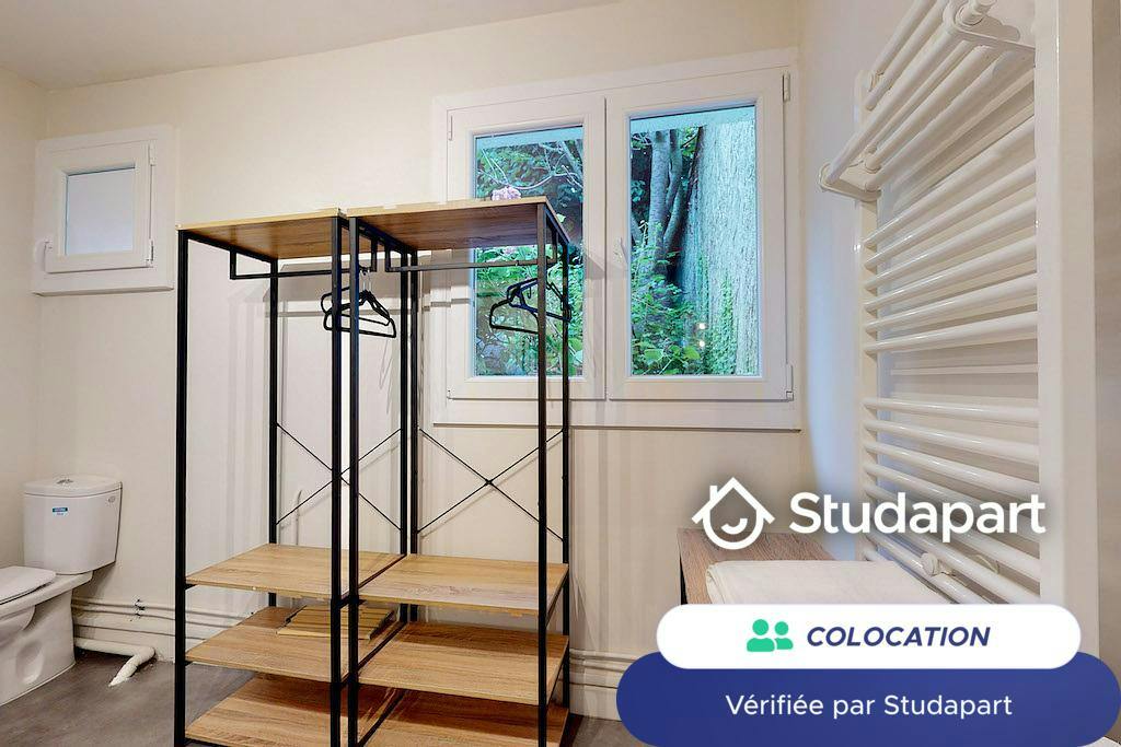 Private room for rent on Rue Solférino, Lille - Vue 5