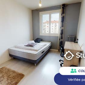 Private room for rent for €361 per month in Dijon, Rue Adolphe Dietrich